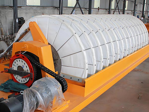 Rotary disk filtravlar